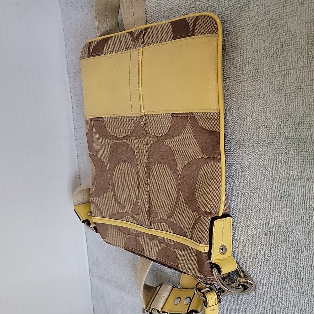 Coach signature C and patent small letter carries crossbody handbag - Picture 12 of 15